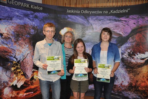 Konkurs Wiedzy o Ziemi  - Laureaci konkursu. Źródło: Geopark Kielce