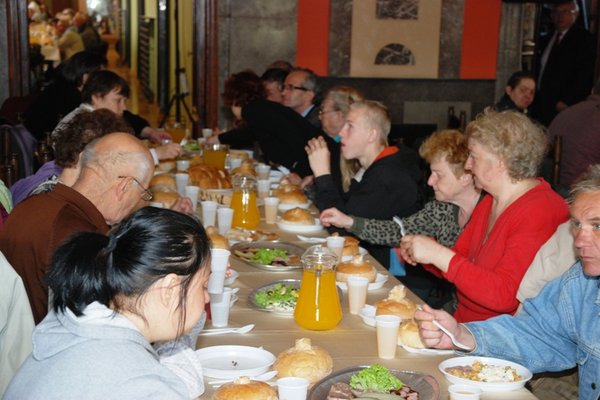 Śniadanie wielkanocne w WDK - foto: Krzysztof Herod