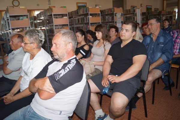 Spotkanie autorskie z Tanyą Valko  - Źródło: Biblioteka Centrum Kultury w Piekoszowie