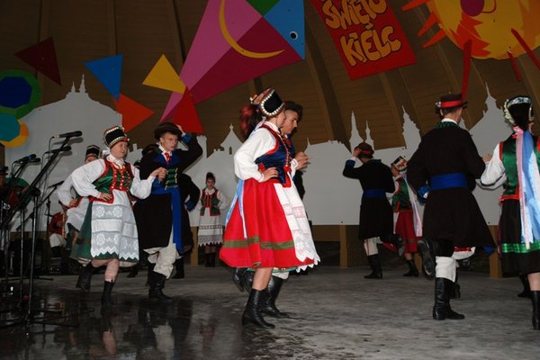 IX Ogólnopolski Festiwal Zespołów Artystycznych Wsi Polskiej - Mozaika Polskiego FolkloruFot. Mariusz Lis