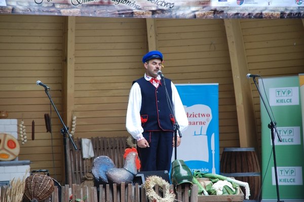 Koncert laureatów XXXVIII Buskich Spotkań z Folklorem - Wiesław Szydłowski - III miejsce w kat. solistów śpiewaków
Fot. DDK WDK