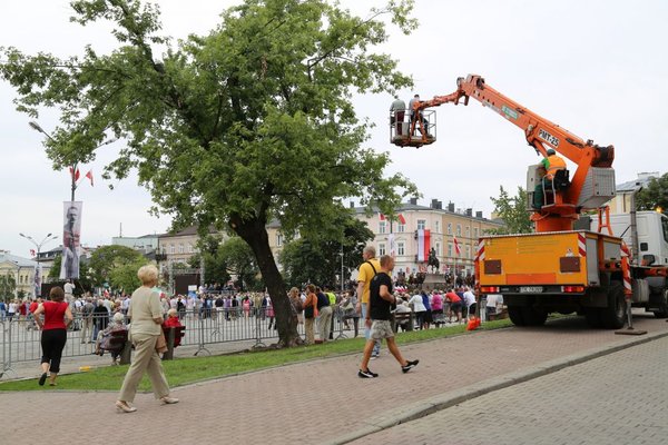 Odsłonięcie pomnika Józefa Piłsudskiego w Kielcach - fot. Małgorzata Chmiel