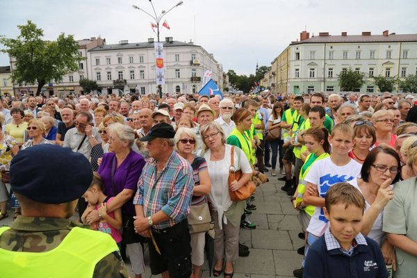 Odsłonięcie pomnika Józefa Piłsudskiego w Kielcach - fot. Małgorzata Chmiel