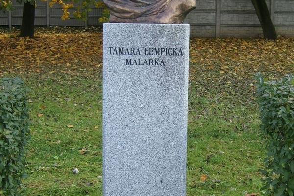 Popiersie Tamary Łempickiej - Fot. Agnieszka Markiton