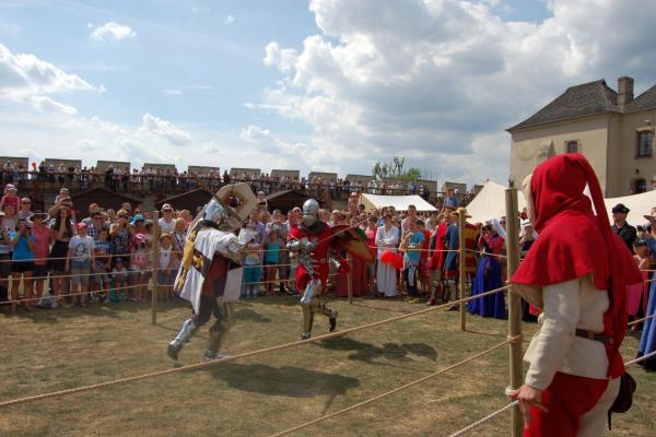 Rycerski turniej ze śliwką w Szydłowie